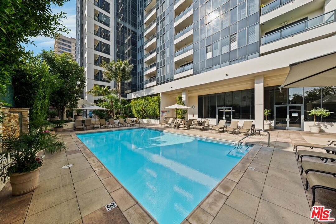 10724 Wilshire Blvd Unit: 406