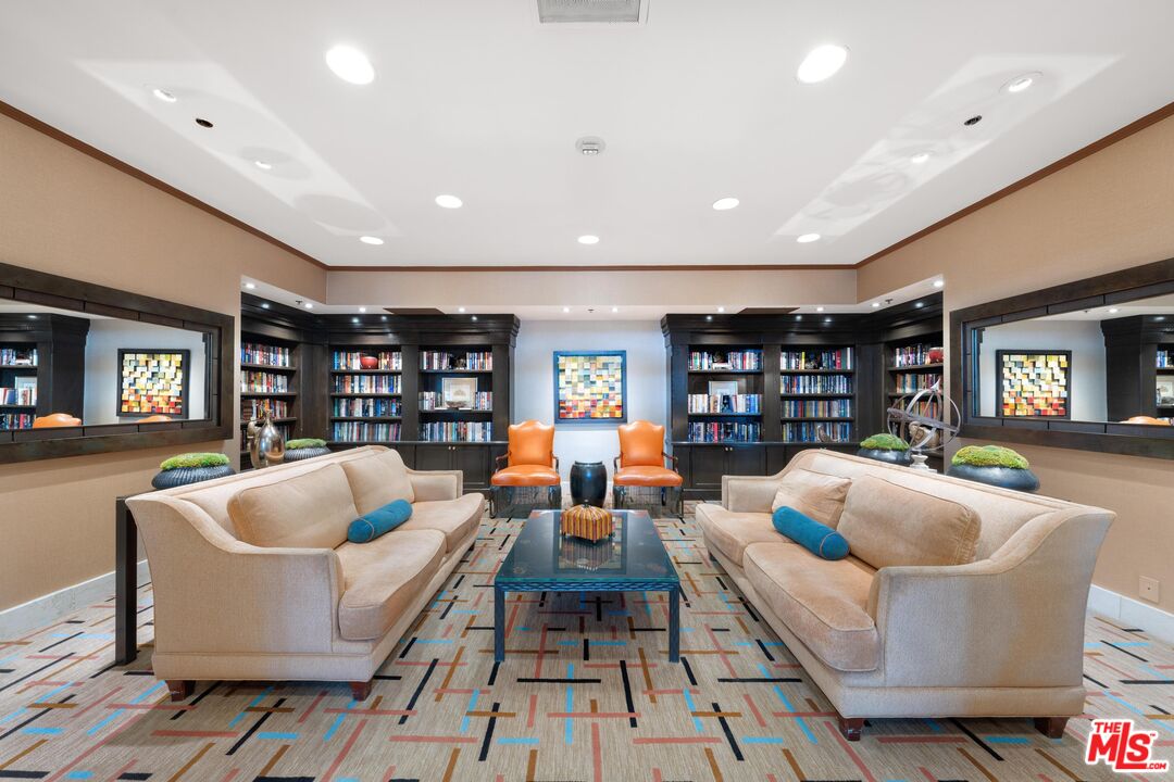 10724 Wilshire Blvd Unit: 406