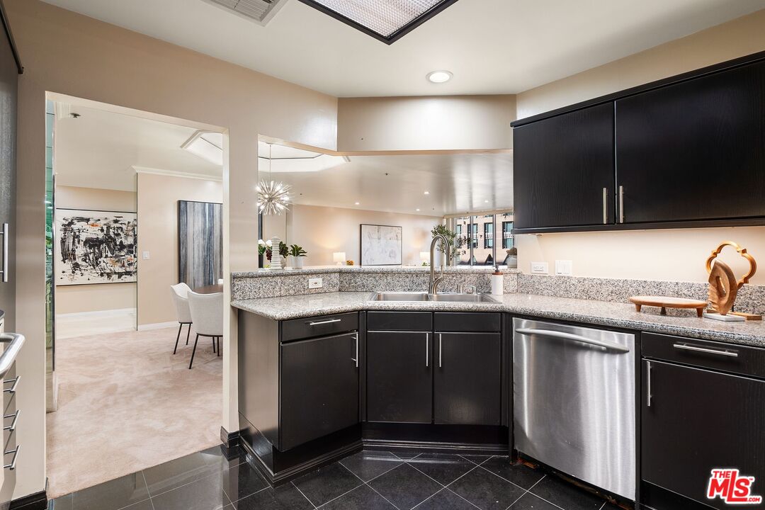 10724 Wilshire Blvd Unit: 406