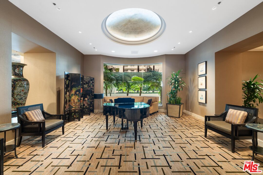 10724 Wilshire Blvd Unit: 406