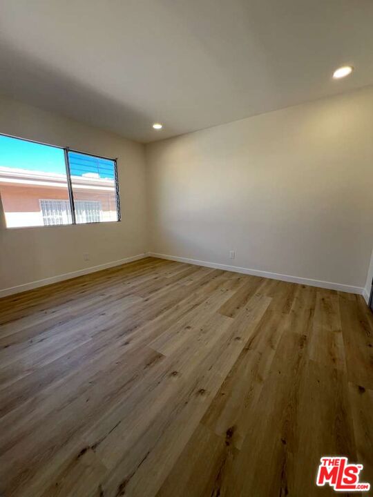 432 S Sherbourne Dr Unit: 4