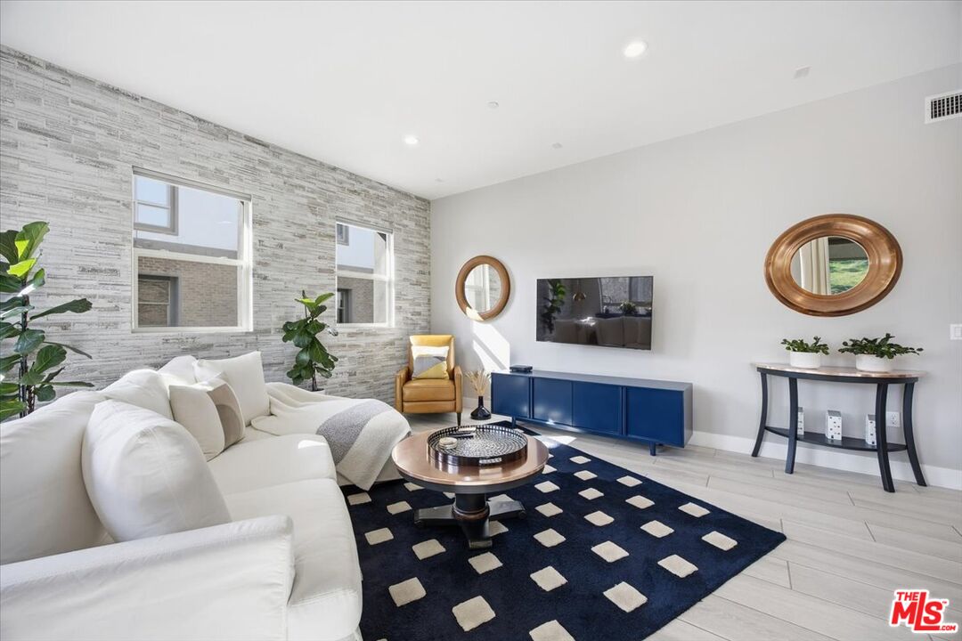 12705 Bluff Creek Dr Unit: 1