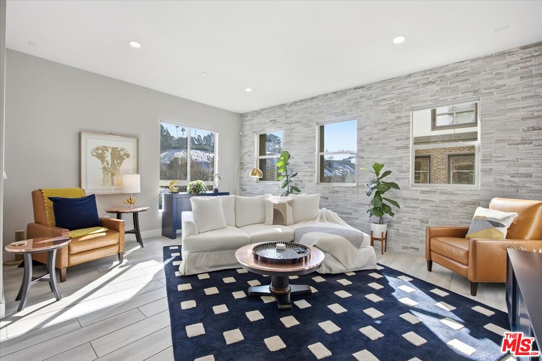 12705 Bluff Creek Dr Unit: 1