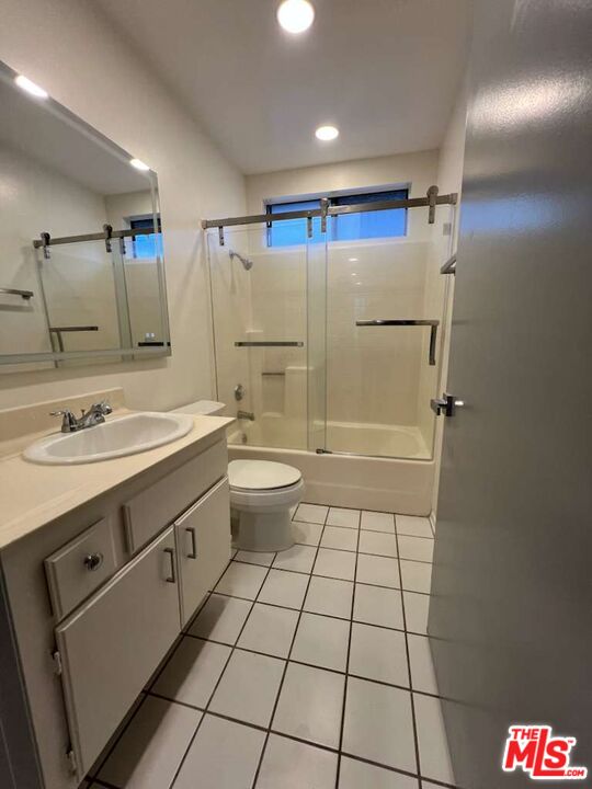 1931 Malcolm Ave Unit: 201