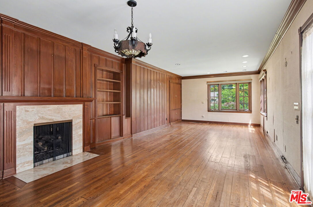 608 Trenton Dr