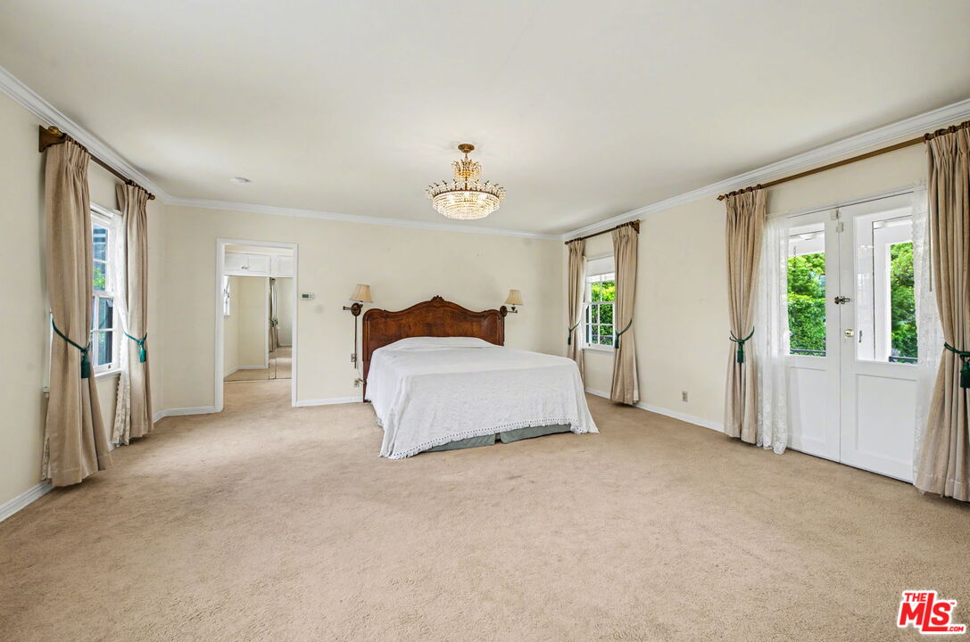 608 Trenton Dr