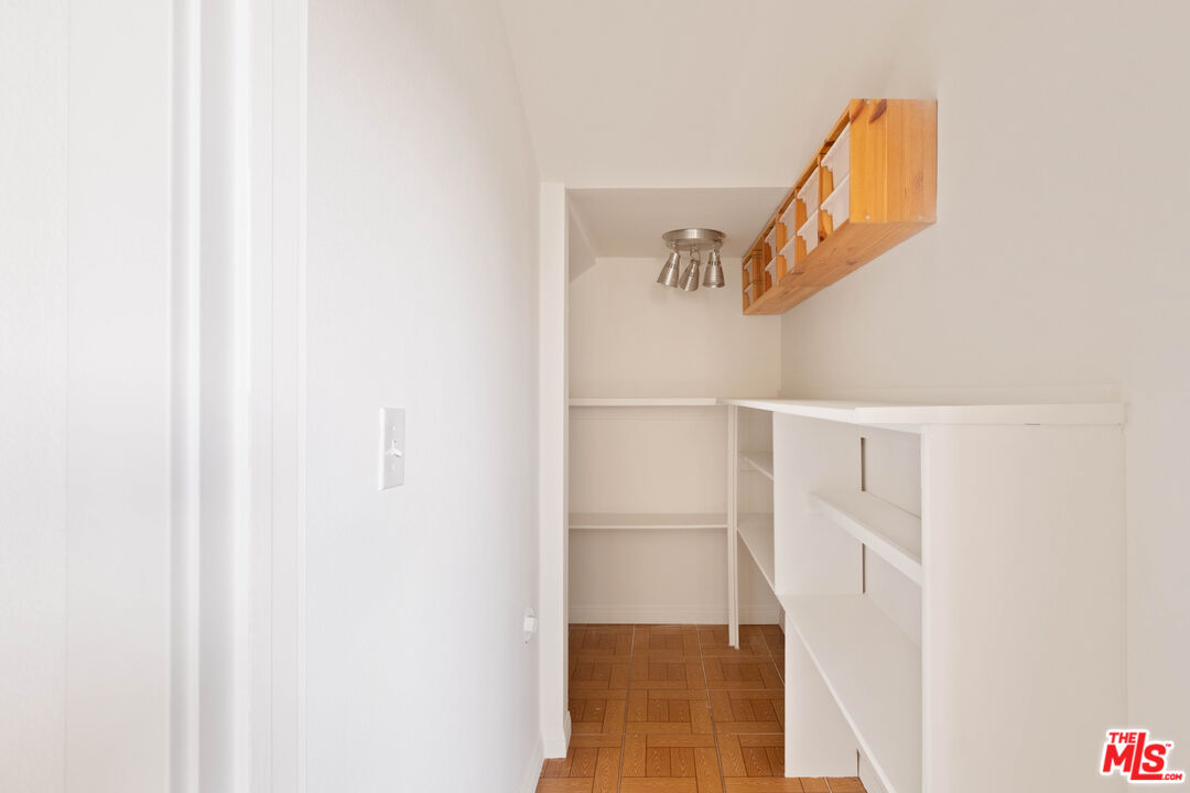 1650 Micheltorena St Unit: C