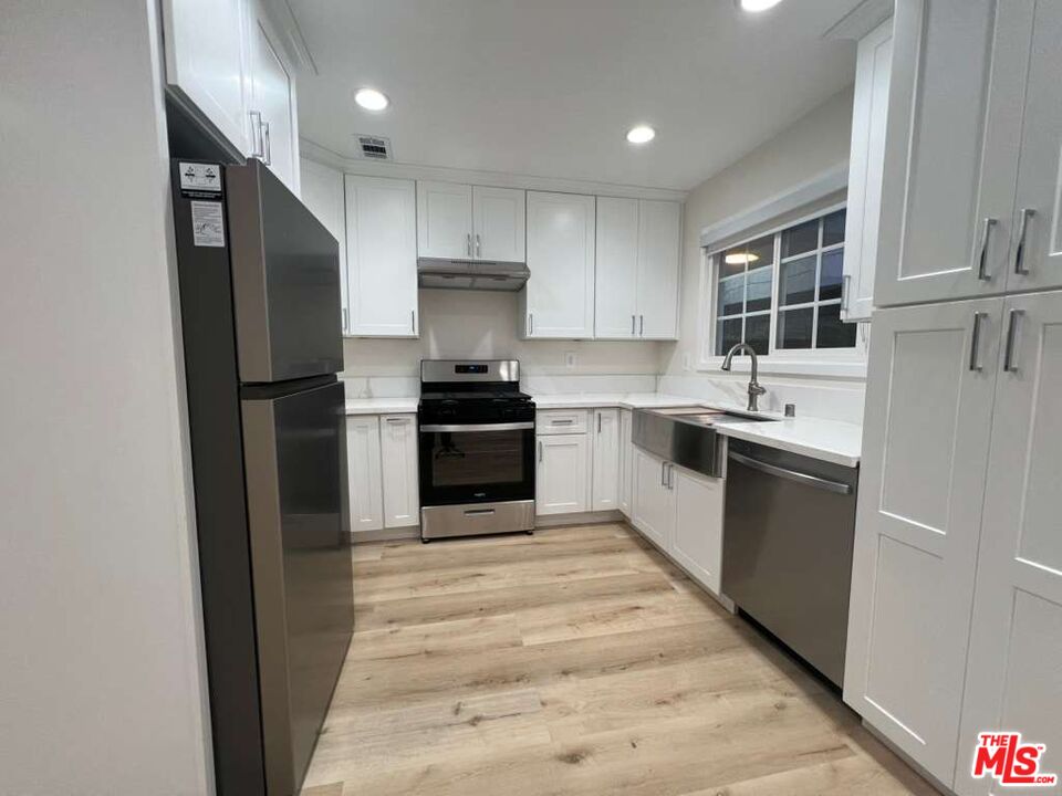 853 S Bedford St Unit: 1