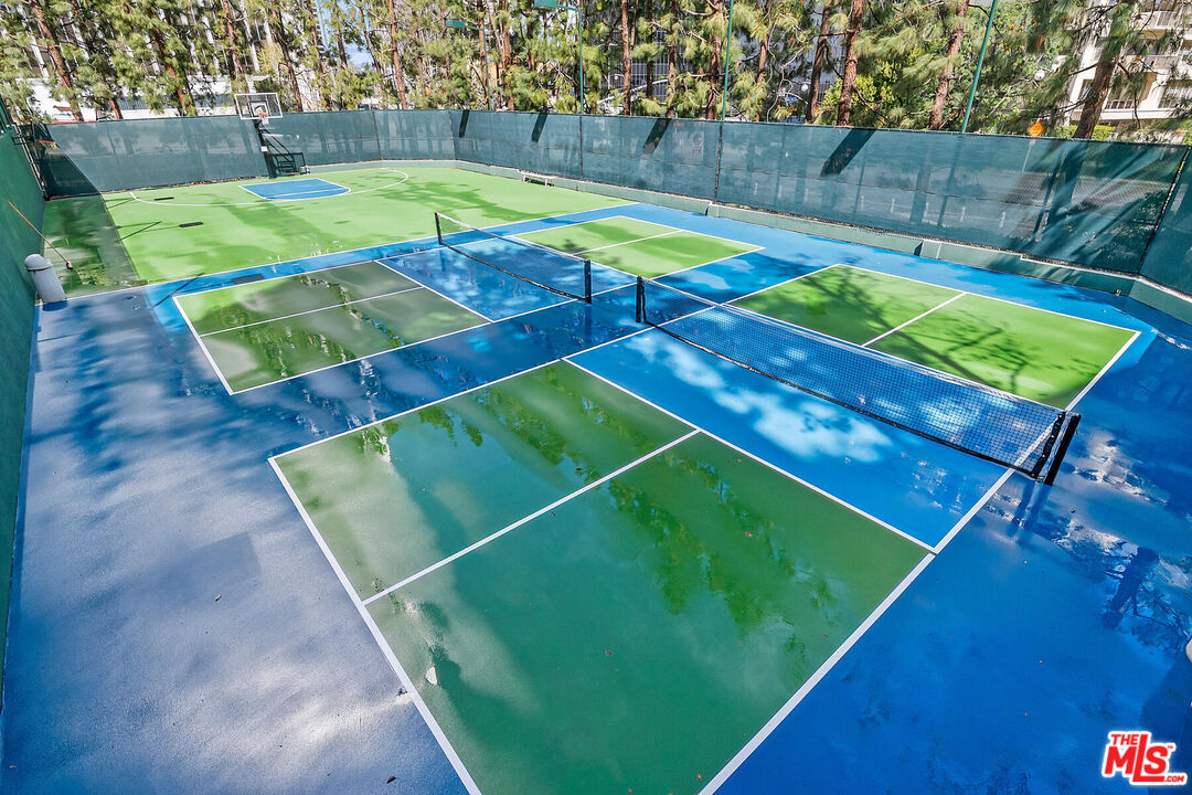 2102 Century Park Ln Unit: 418