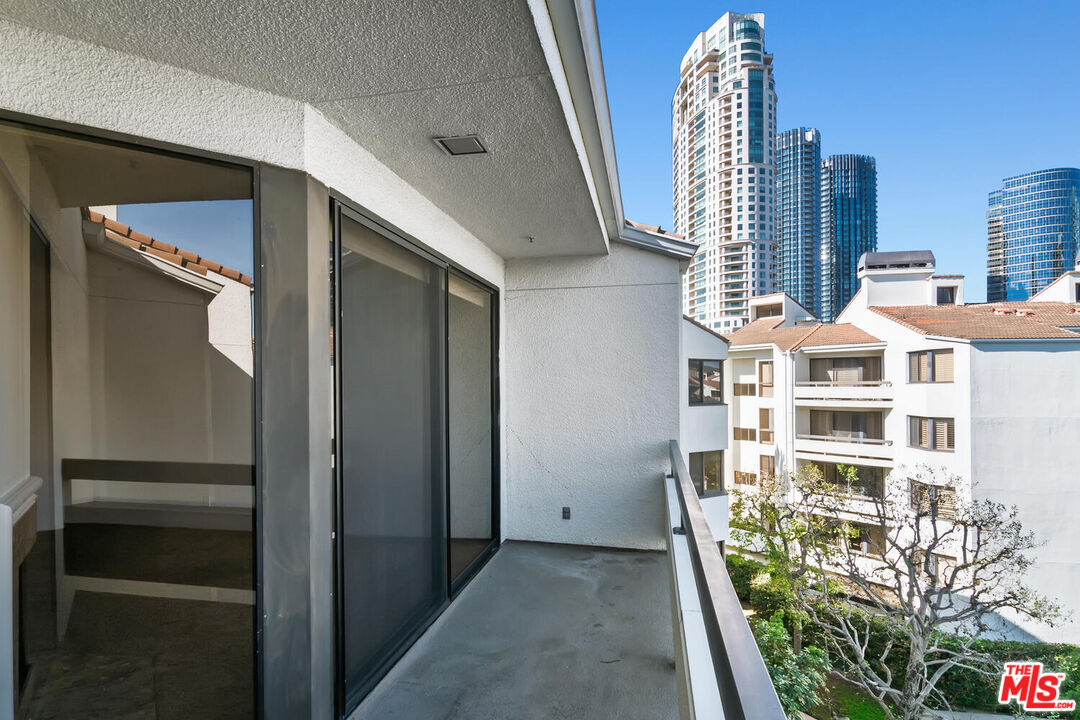 2102 Century Park Ln Unit: 418