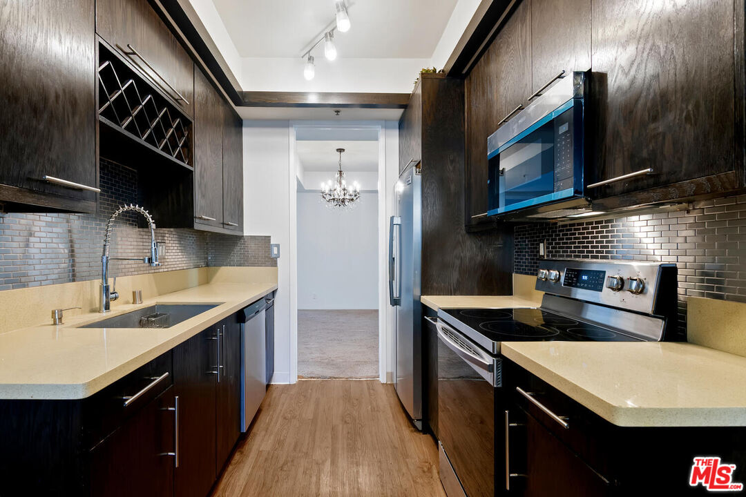 2102 Century Park Ln Unit: 418