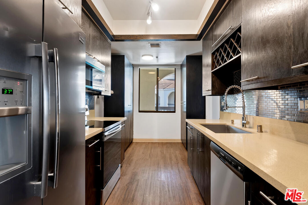 2102 Century Park Ln Unit: 418