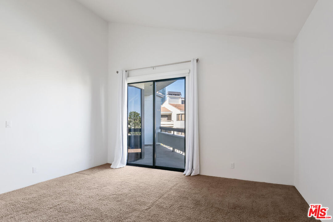 2102 Century Park Ln Unit: 418