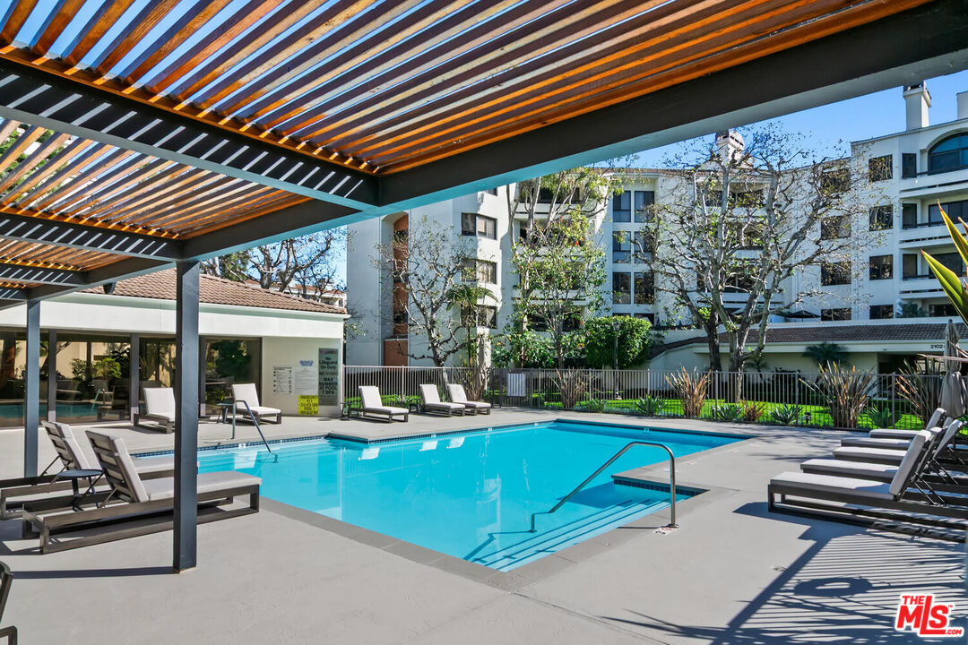 2102 Century Park Ln Unit: 418