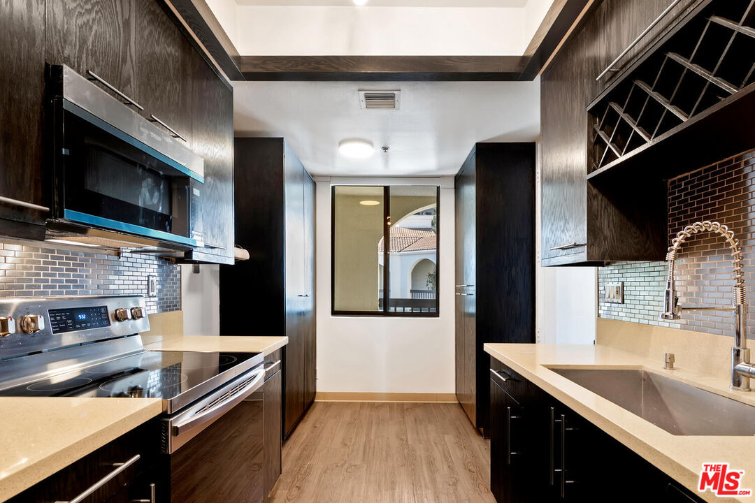 2102 Century Park Ln Unit: 418