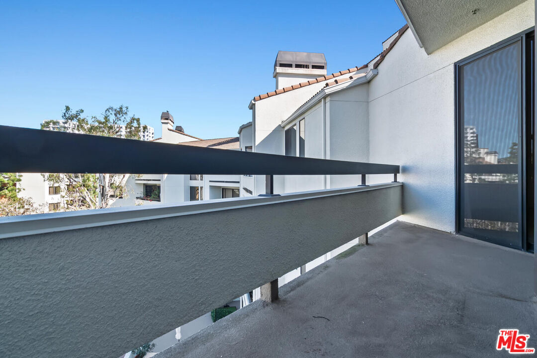 2102 Century Park Ln Unit: 418