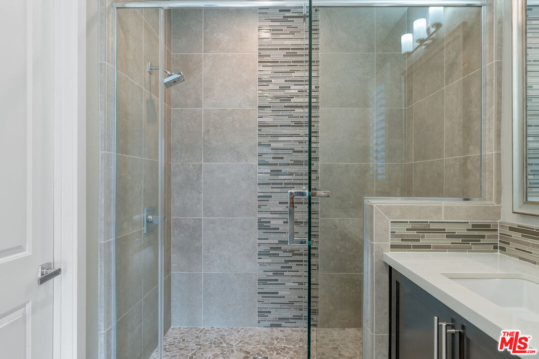 12860 S Seaglass Cir