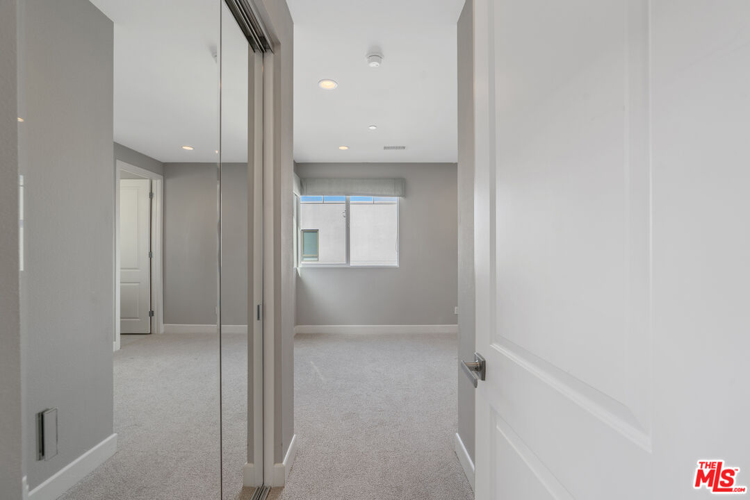 12860 S Seaglass Cir