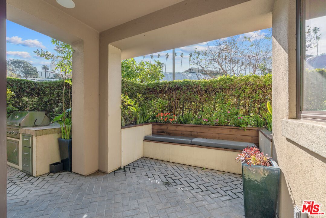 12860 S Seaglass Cir