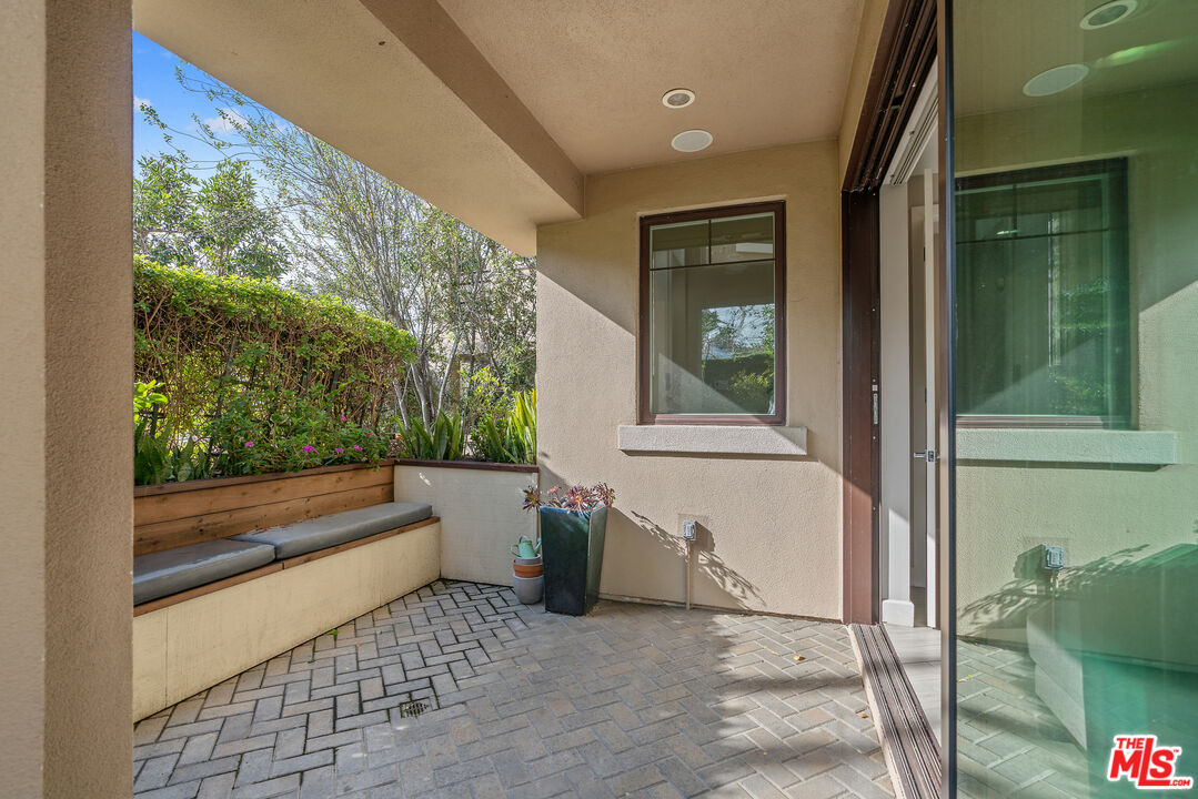 12860 S Seaglass Cir