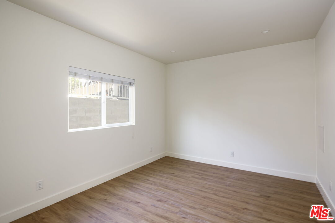 727 N La Fayette Park Pl Unit: 4