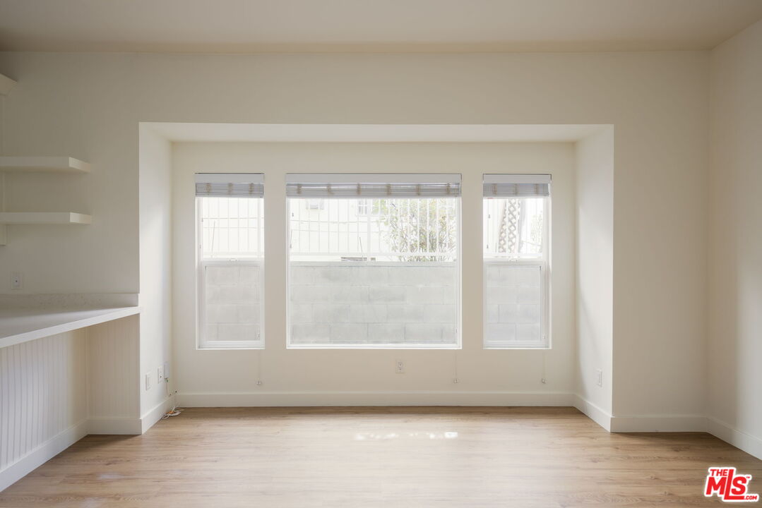 727 N La Fayette Park Pl Unit: 4