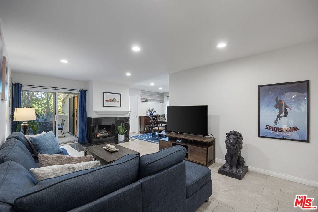 15325 Magnolia Blvd Unit: 108