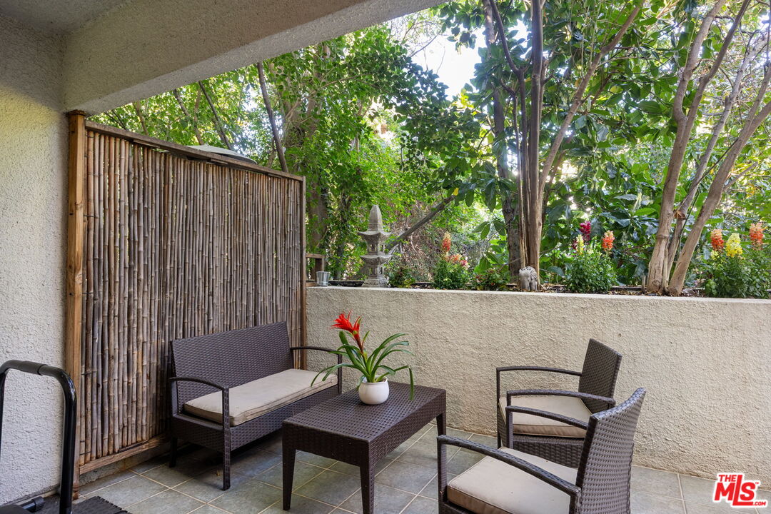 15325 Magnolia Blvd Unit: 108