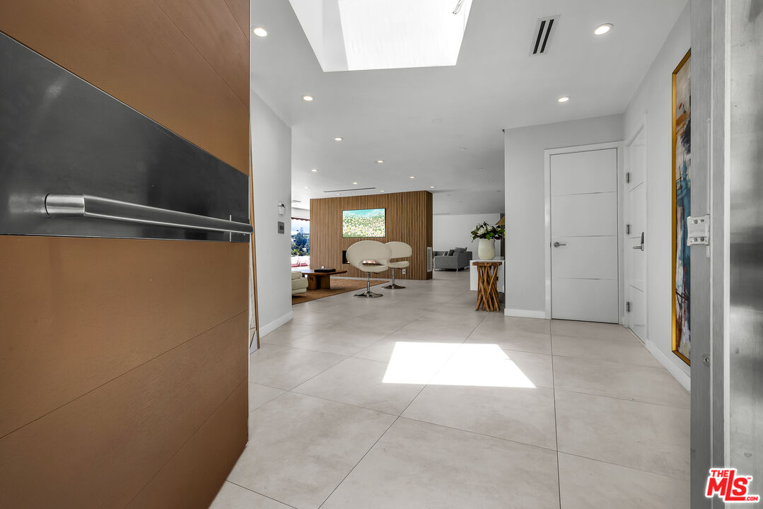 849 Glenmere Way