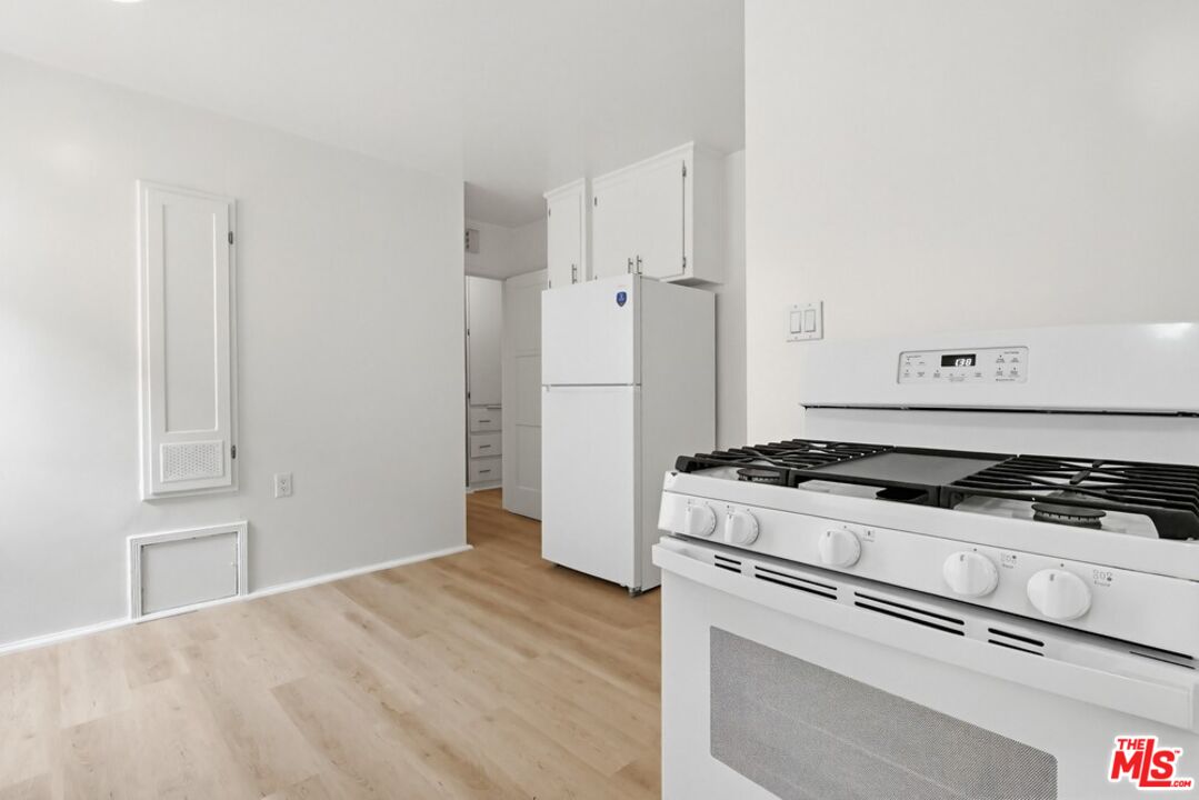 1255 S Crescent Heights Blvd