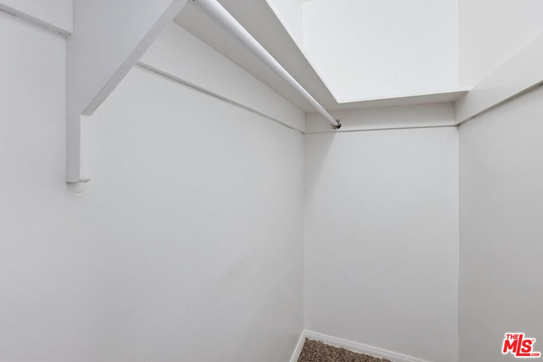 1255 S Crescent Heights Blvd