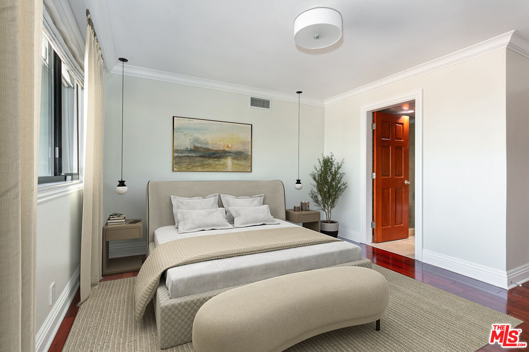 9323 Burton Way Unit: A