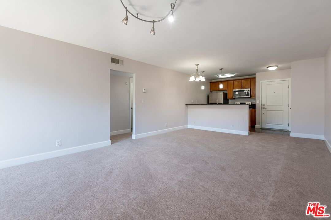 10982 Roebling Ave Unit: 451