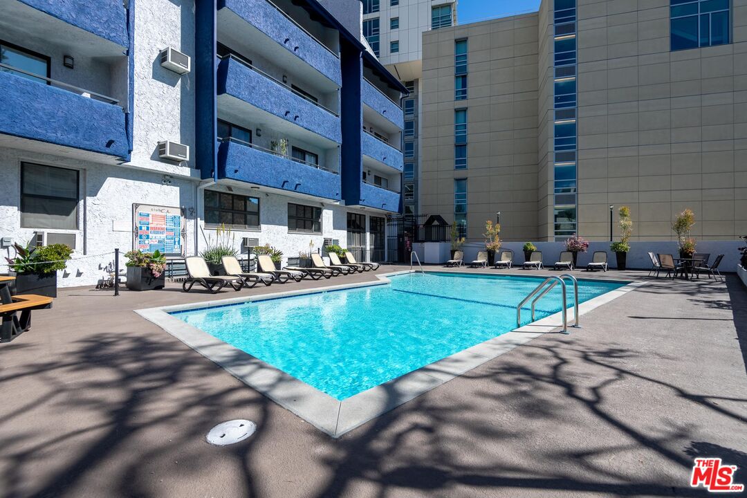 10982 Roebling Ave Unit: 451