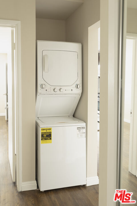 925 N Curson Ave Unit: 1