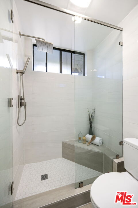 10720 Ohio Ave Unit: 8