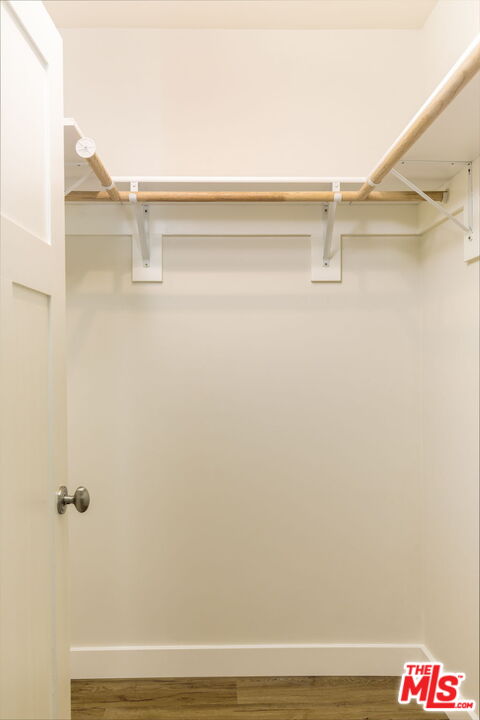 727 N La Fayette Park Pl