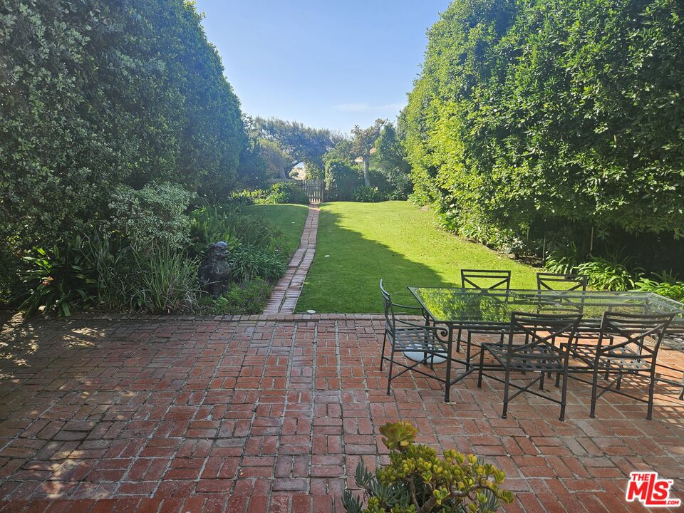 30838 Broad Beach Rd