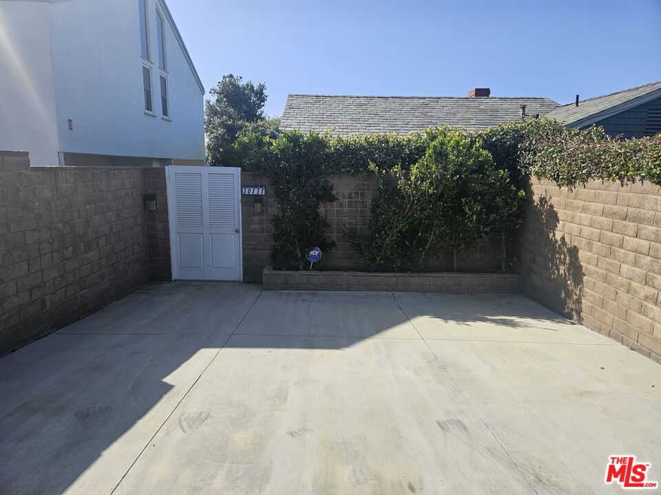 30838 Broad Beach Rd