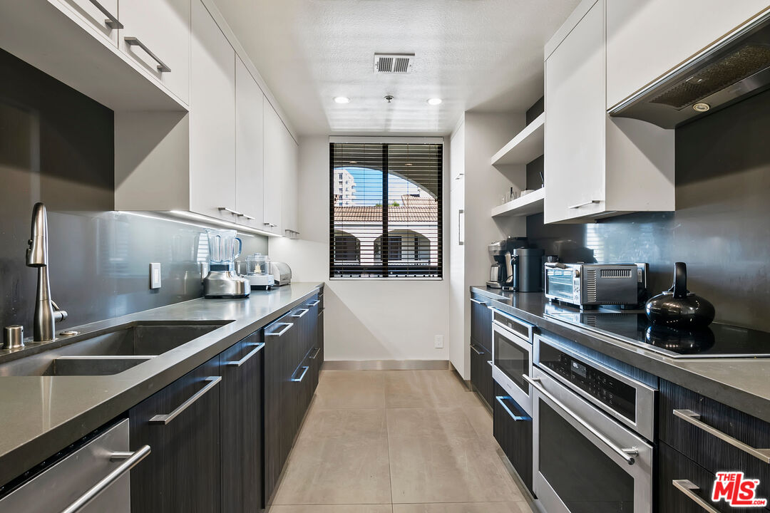 2131 Century Park Ln Unit: 408