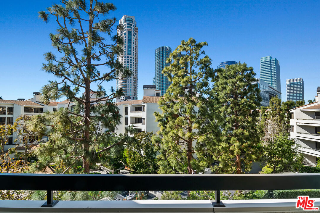 2131 Century Park Ln Unit: 408