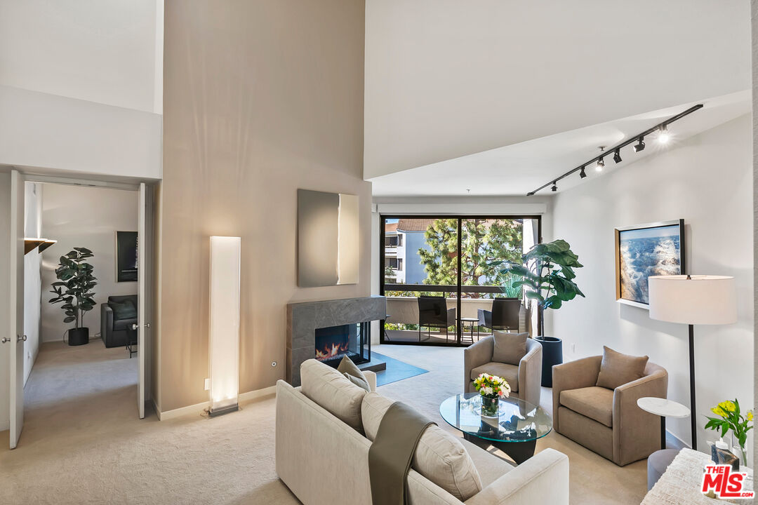 2131 Century Park Ln Unit: 408