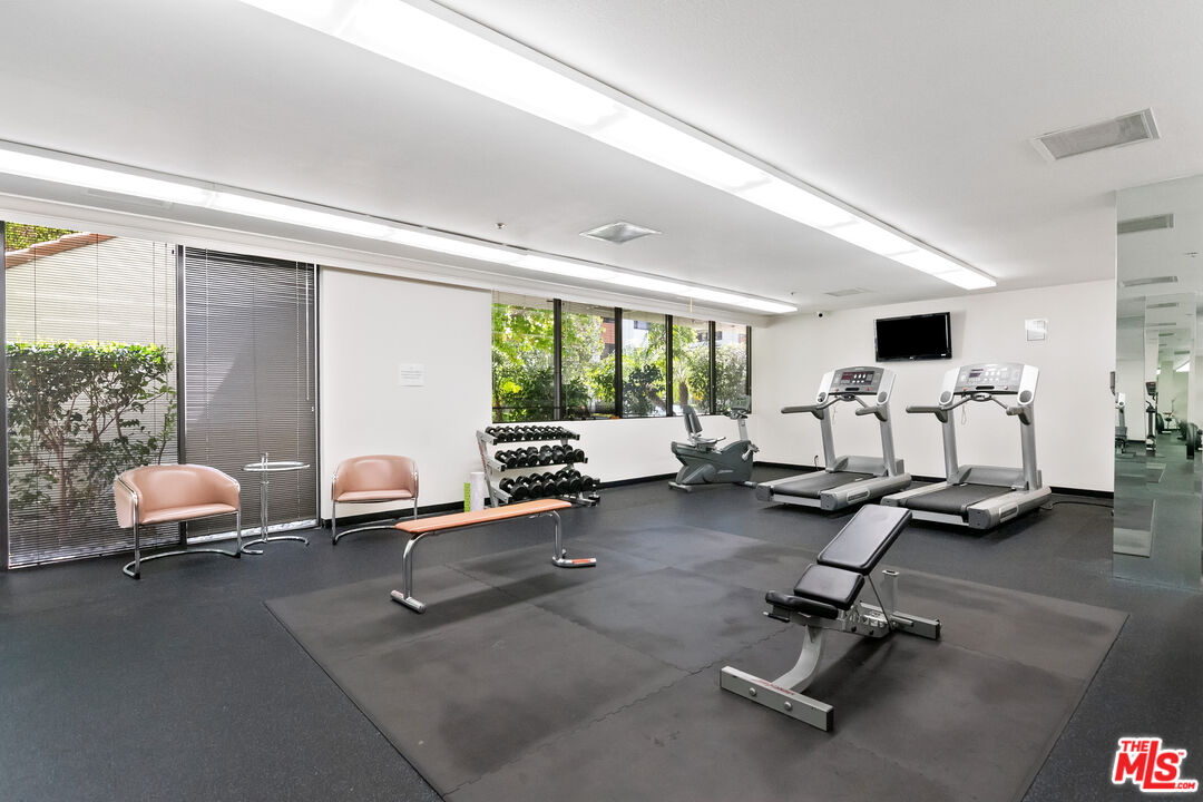 2131 Century Park Ln Unit: 408