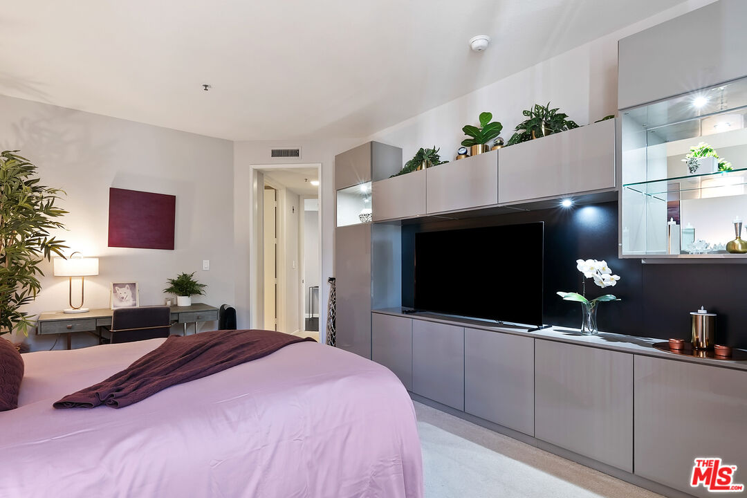 2131 Century Park Ln Unit: 408