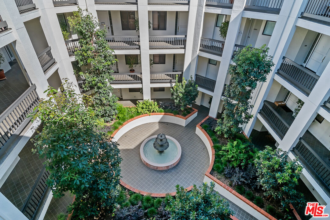 2131 Century Park Ln Unit: 408