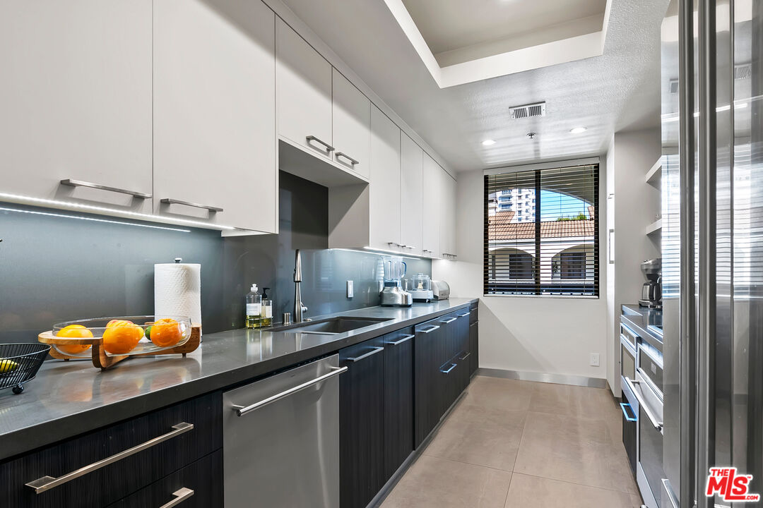 2131 Century Park Ln Unit: 408