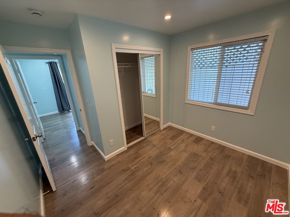 7512 Jamieson Ave Unit: 7510