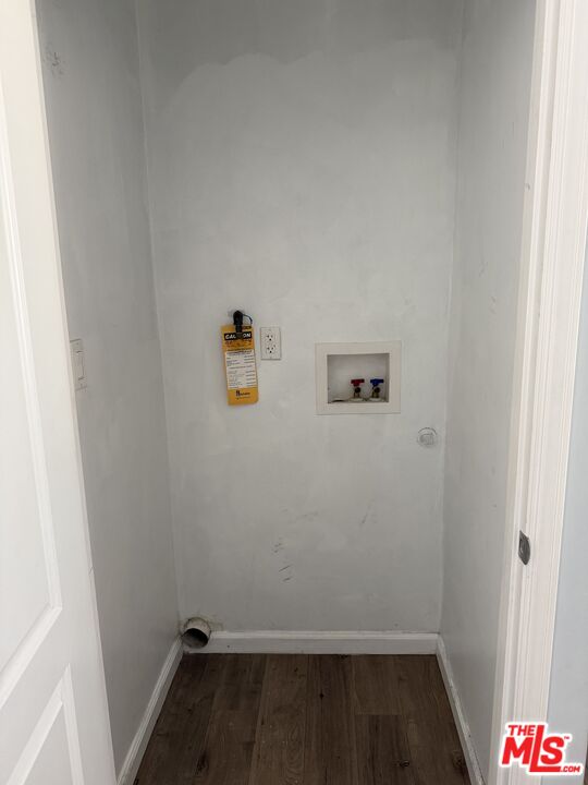 7512 Jamieson Ave Unit: 7510