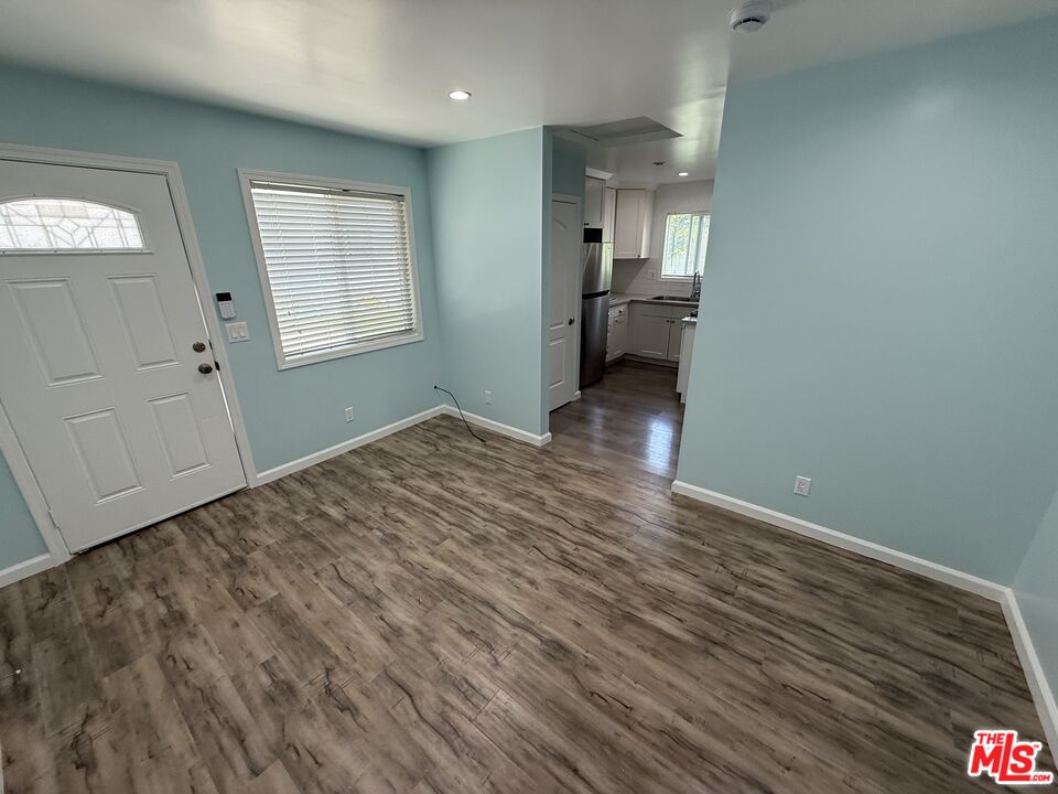 7512 Jamieson Ave Unit: 7510