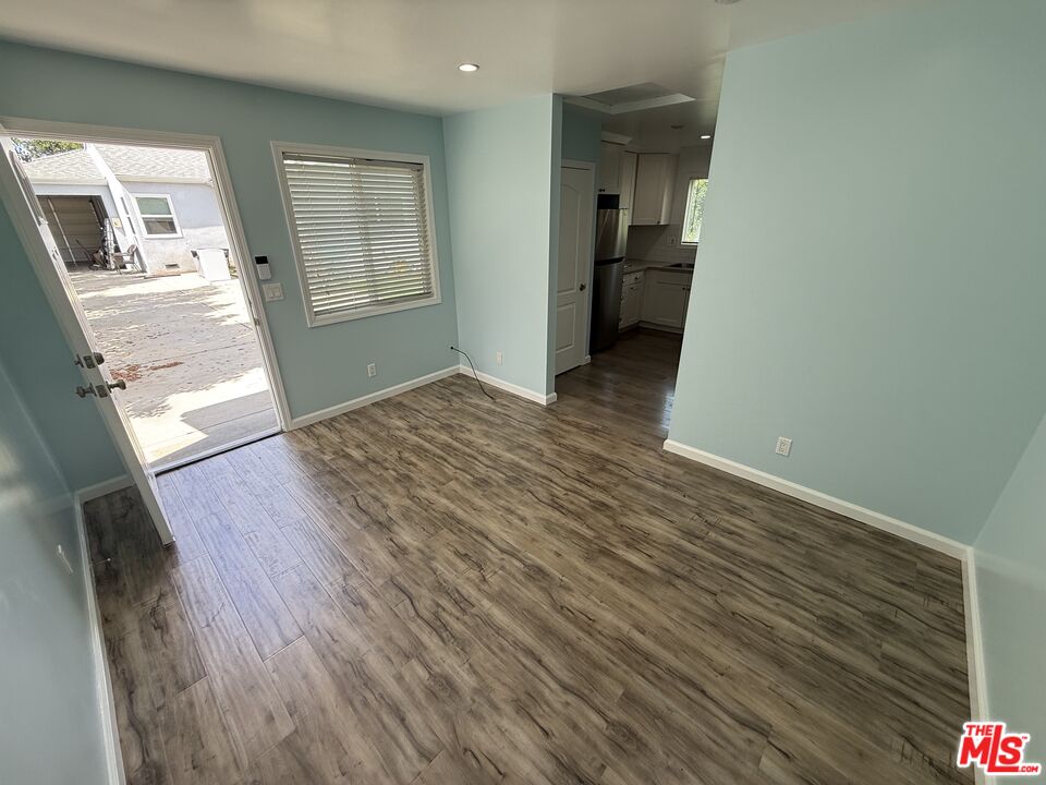 7512 Jamieson Ave Unit: 7510